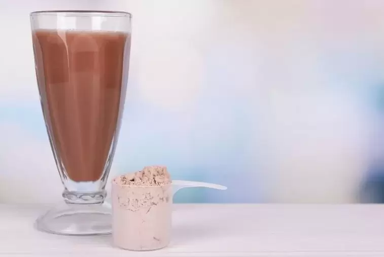 proteinový koktejl pro pitnou dietu