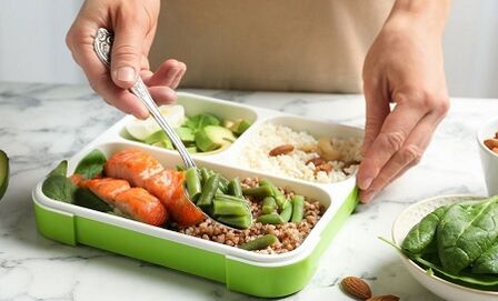 nutriční korekce pro hubnutí v oblasti břicha a boků